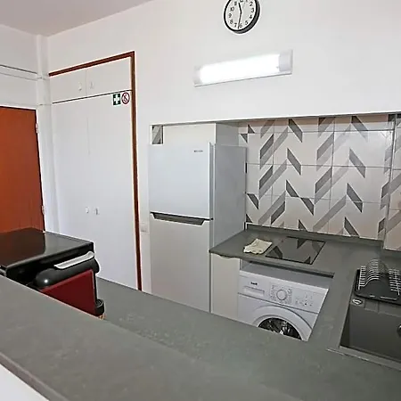 מלון B65 - Casa Le Ferreira In Da Luz 4*