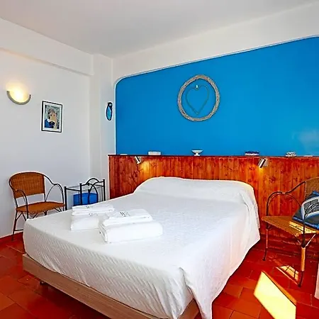 B65 - Casa Le Ferreira In Da Luz 4* Lagos